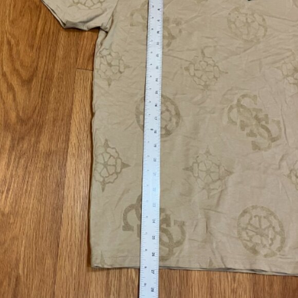 Guess Men s Relaxed-Fit Peony Logo Graphic T-Shirt Neutral Sand Size S - Picture 6 of 6